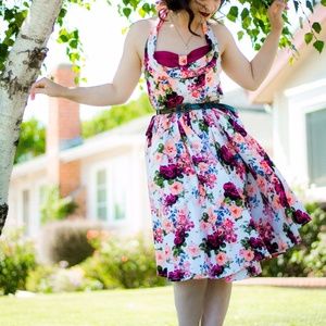 Unique Vintage 1950s Halter Swing Dress (sz s/m)